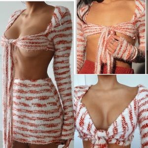 Little bit brand Fuzzy Top with tie